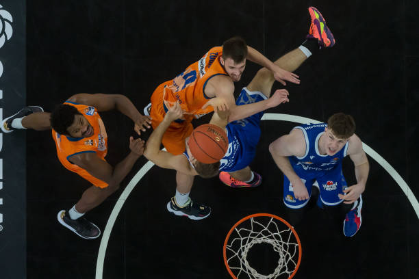 员提供了高 员提供了高