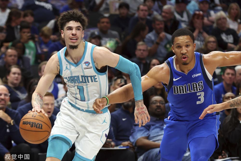 短道速滑队：王晔在比赛中受伤送往医院治疗，退出后续比赛中国国家短道速滑队官方微博.